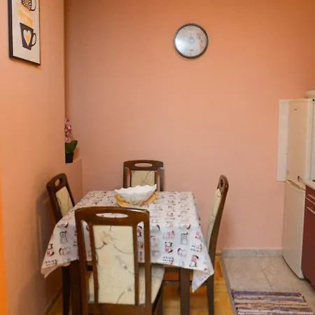 Lens Apartament Novi Sad